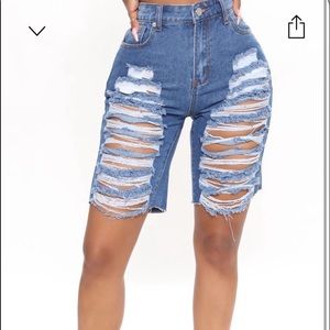 Fashion Nova Bermuda shorts